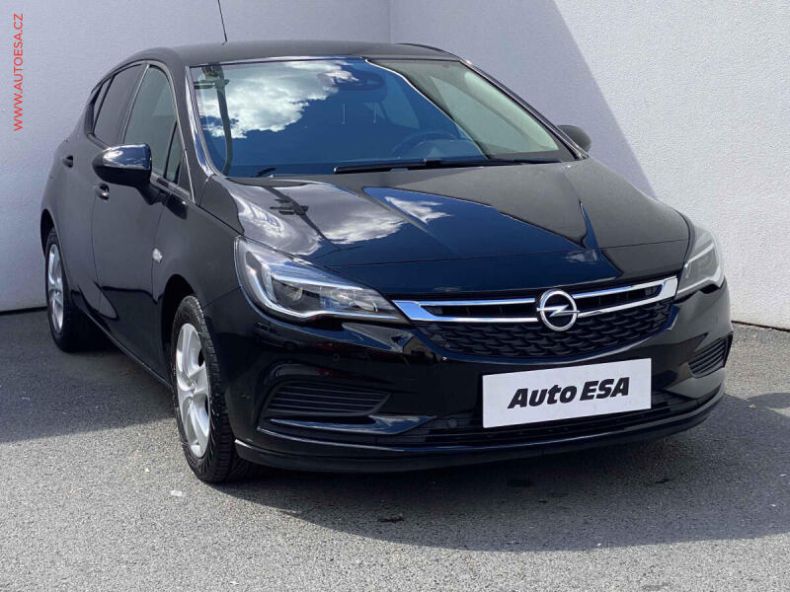Opel Astra - hlavní fotka inzerátu