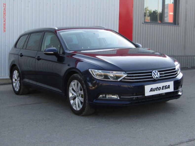 Volkswagen Passat - hlavní foto