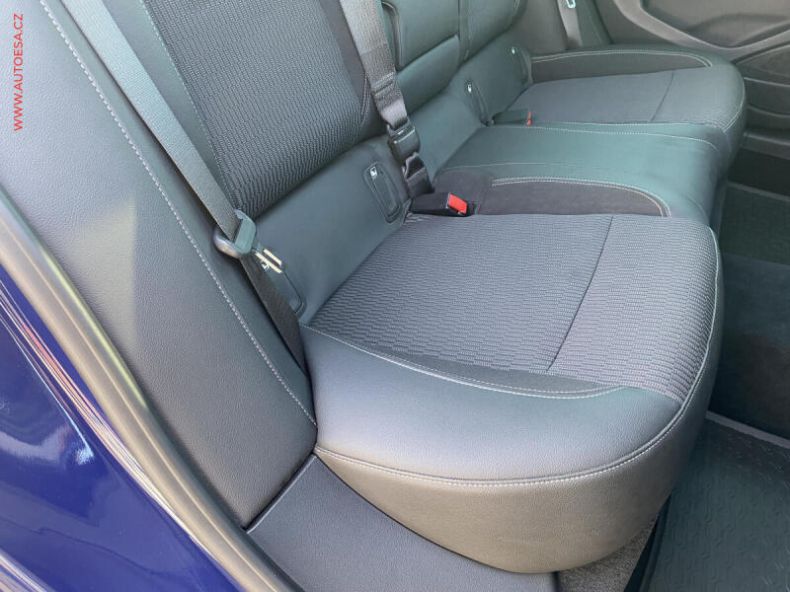 Opel Insignia - hlavní fotka