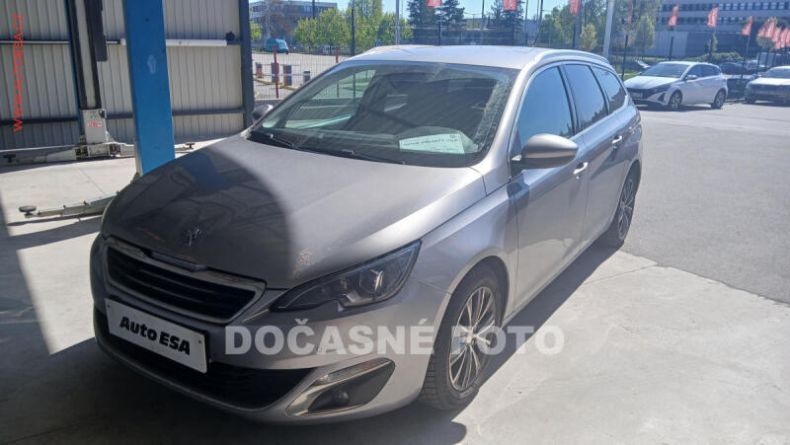 Peugeot 308 - hlavní foto