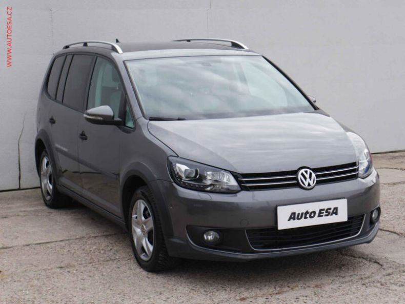 Volkswagen Touran - hlavní foto