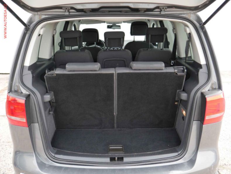 Volkswagen Touran - hlavní fotka