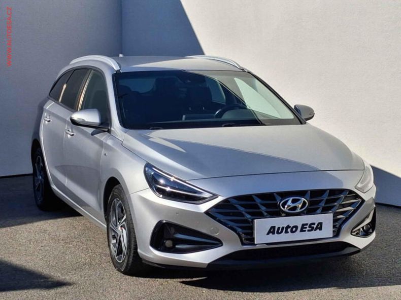 Hyundai i30 - hlavní foto