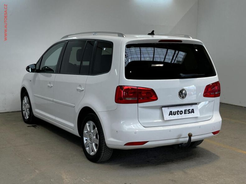 Volkswagen Touran - hlavní fotka