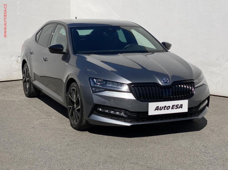 Škoda Superb - hlavní foto