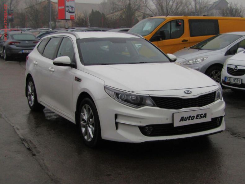 Kia Optima - hlavní foto