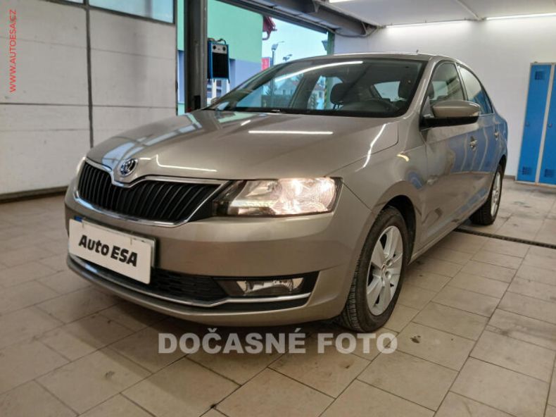 Škoda Rapid - hlavní foto