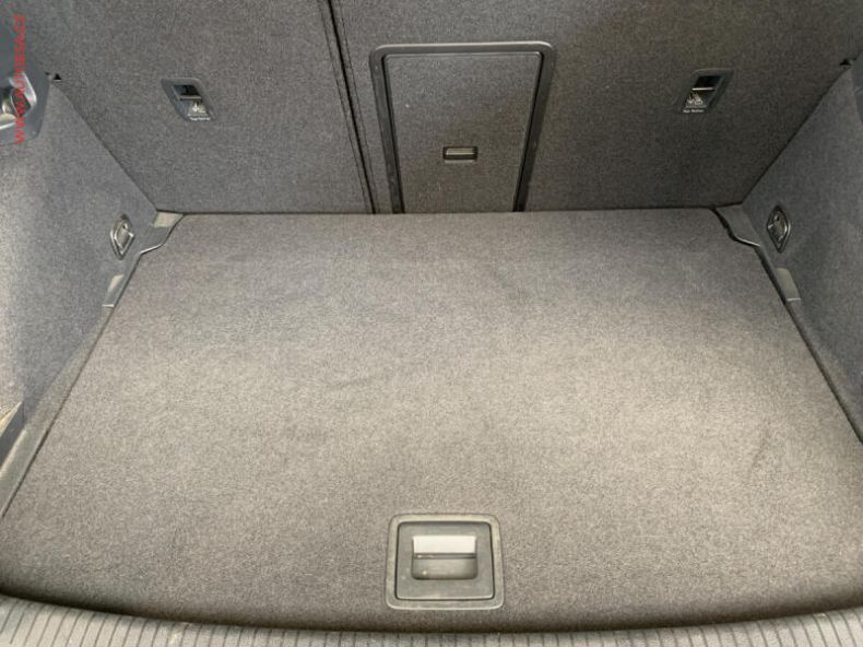 Volkswagen Golf - hlavní fotka