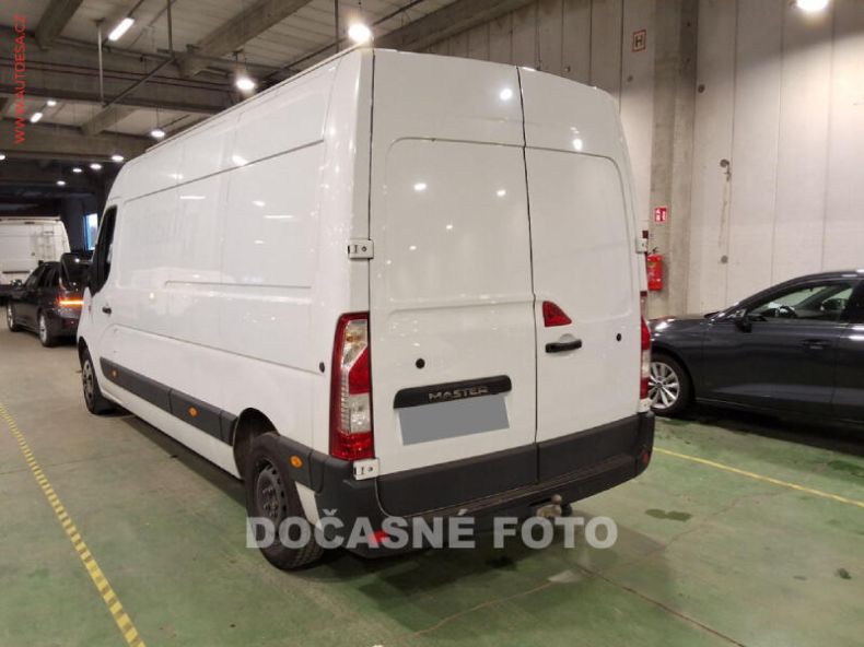 Renault Master - hlavní fotka