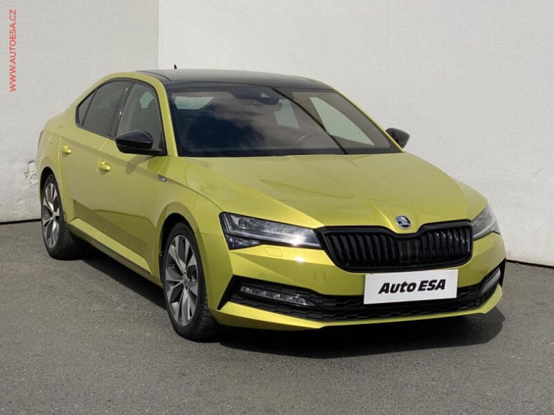 Škoda Superb - hlavní foto