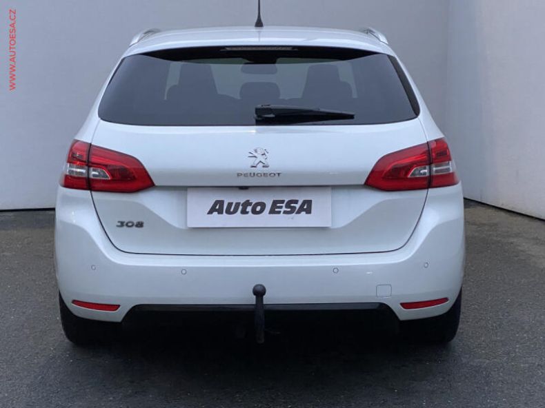 Peugeot 308 - hlavní fotka
