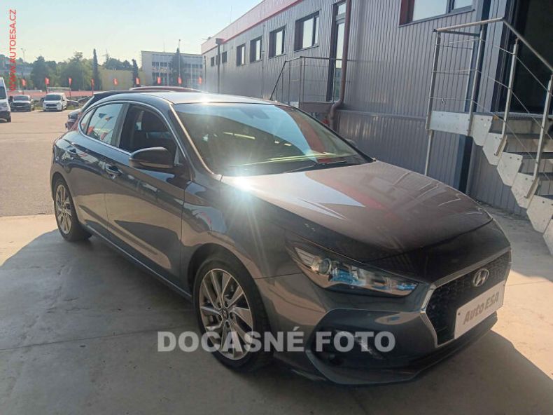 Hyundai i30 - hlavní fotka inzerátu
