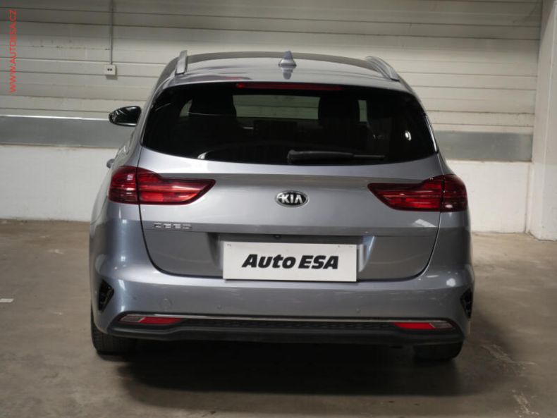 Kia Cee'd - hlavní fotka