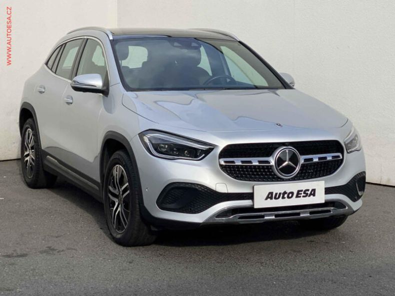 Mercedes Třída GLA - hlavní foto