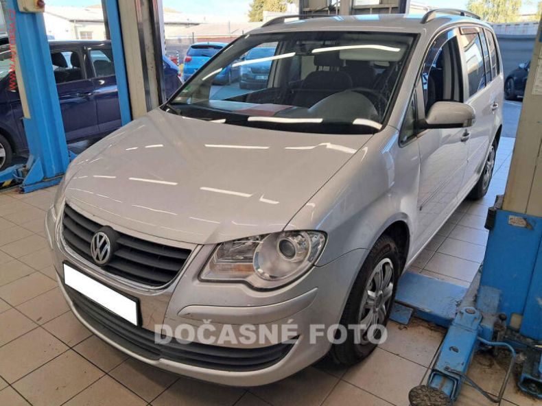 Volkswagen Touran - hlavní fotka inzerátu