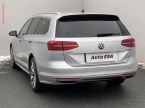 Volkswagen Passat - fotka číslo 5