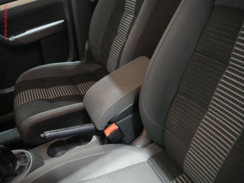 Volkswagen Touran - hlavní fotka