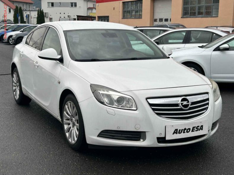 Opel Insignia - hlavní foto