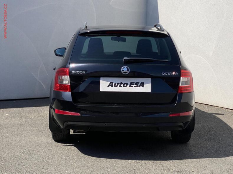 Škoda Octavia - hlavní fotka