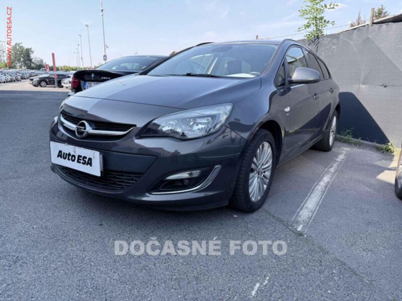 Opel Astra - hlavní fotka inzerátu