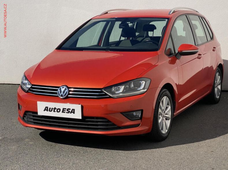 Volkswagen Golf - hlavní fotka