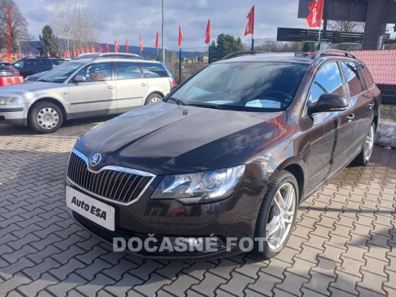 Škoda Superb - hlavní fotka