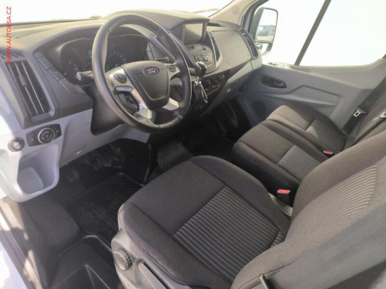 Ford Transit - hlavní fotka