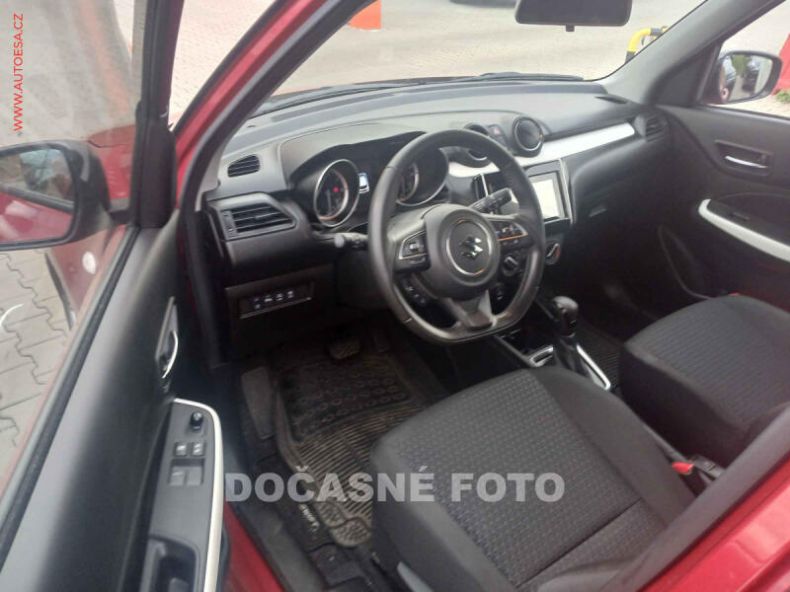 Suzuki Vitara - hlavní fotka