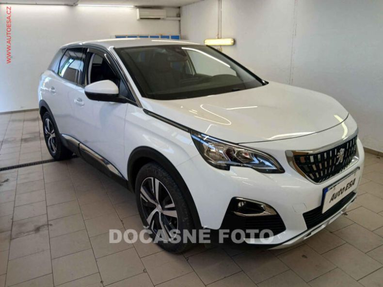 Peugeot 3008 - hlavní foto