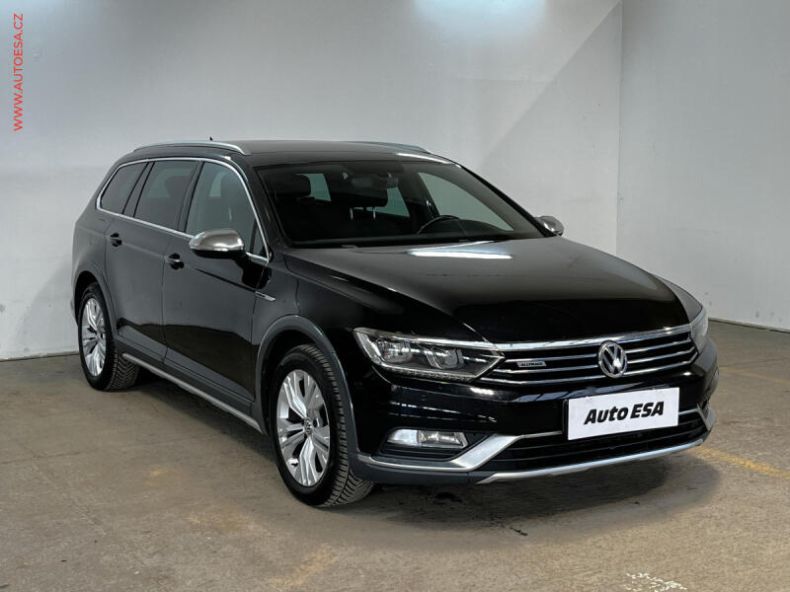Volkswagen Passat - hlavní foto