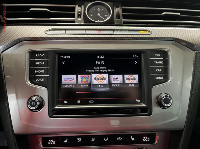 Volkswagen Passat - hlavní fotka