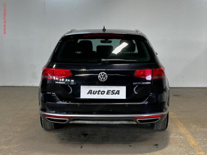 Volkswagen Passat - hlavní fotka