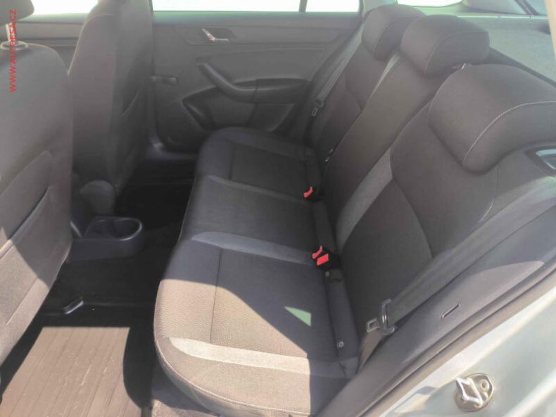 Škoda Rapid - hlavní fotka