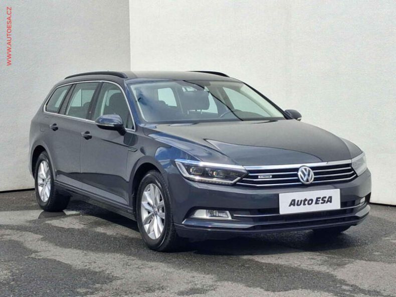 Volkswagen Passat - hlavní foto
