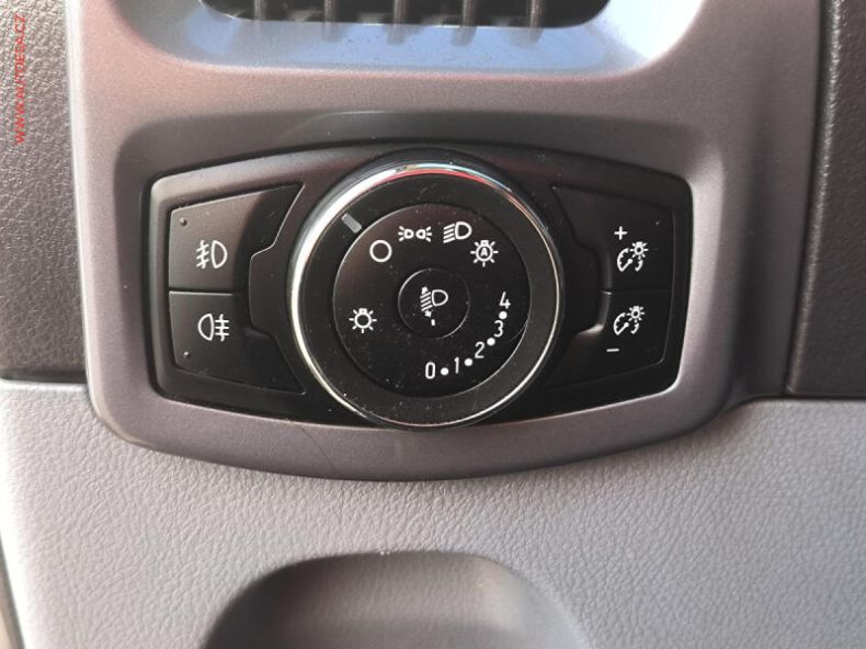 Ford Transit - hlavní fotka