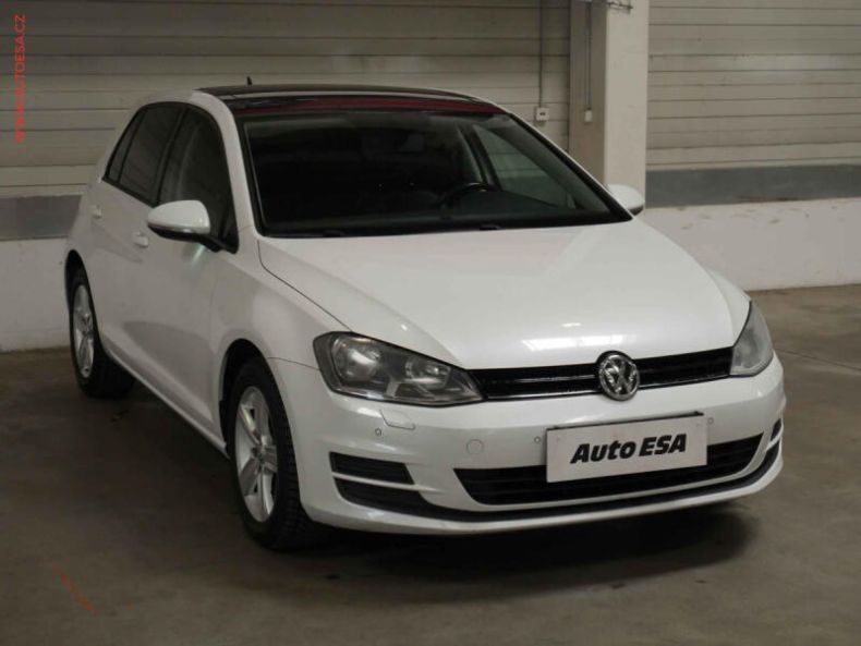 Volkswagen Golf - hlavní foto