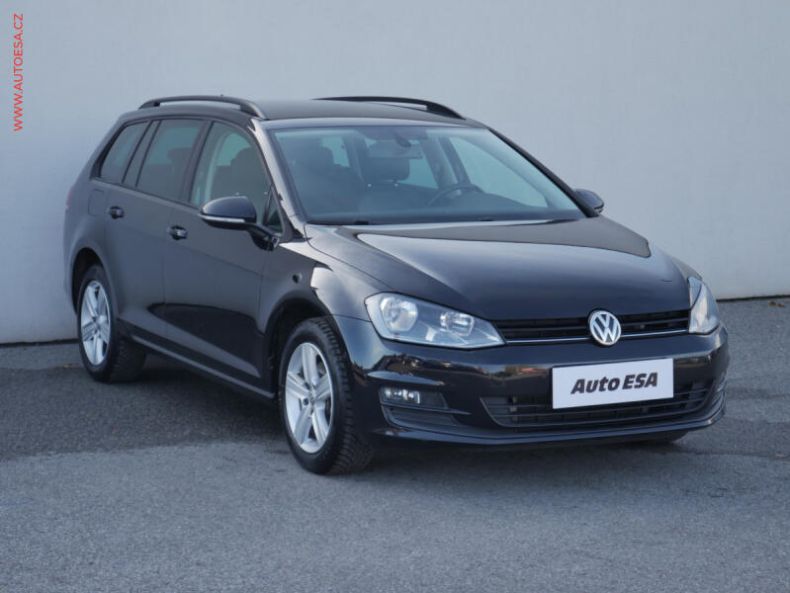 Volkswagen Golf - hlavní foto