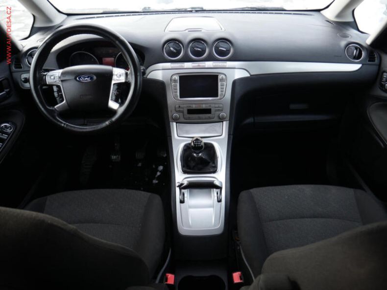 Ford Galaxy - hlavní fotka