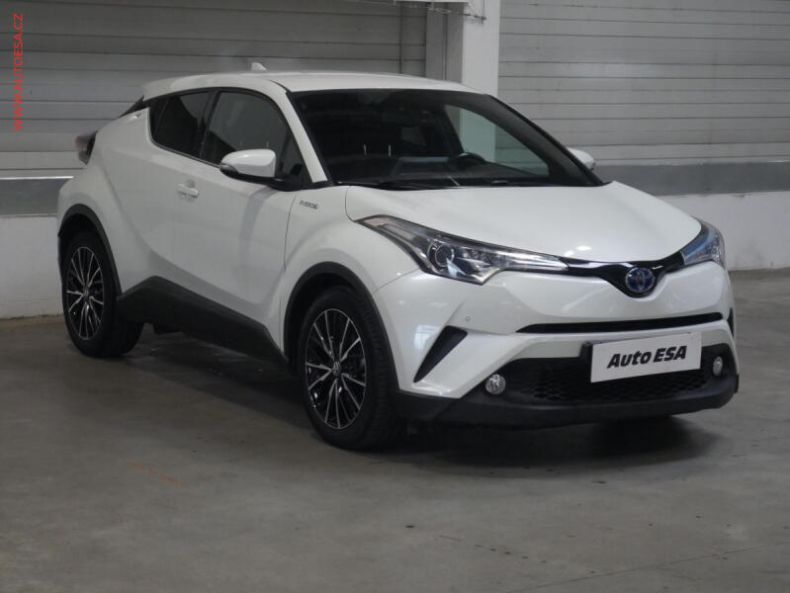 Toyota C-HR - hlavní foto