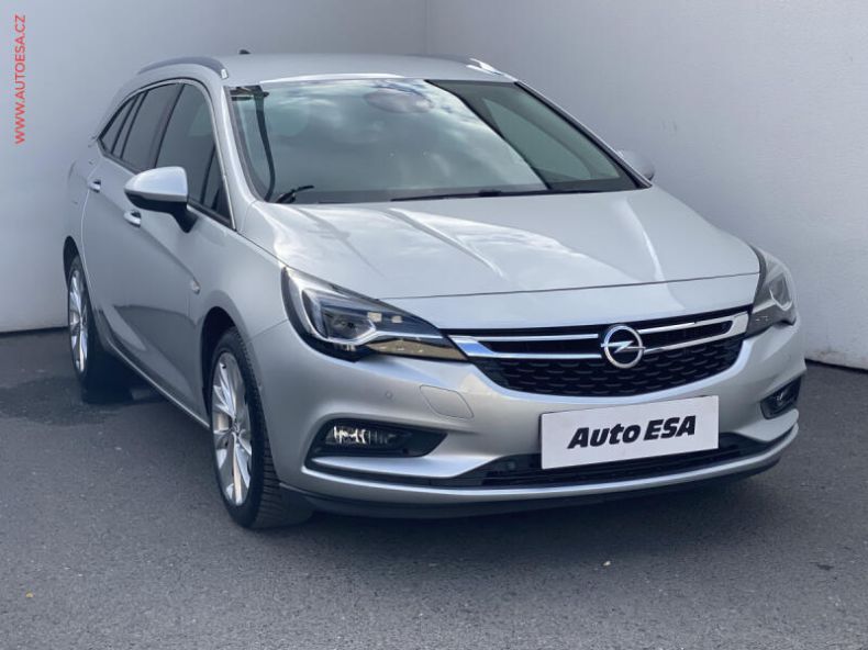 Opel Astra - hlavní fotka inzerátu