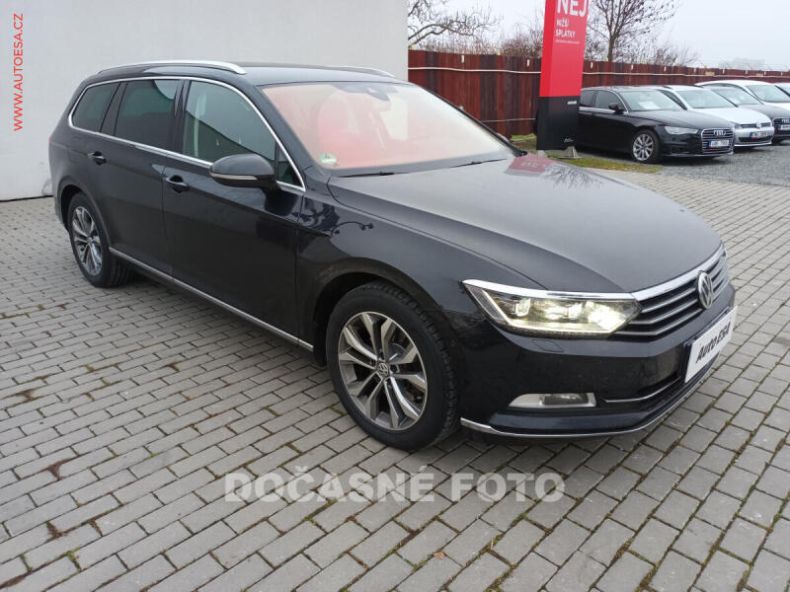 Volkswagen Passat - hlavní foto