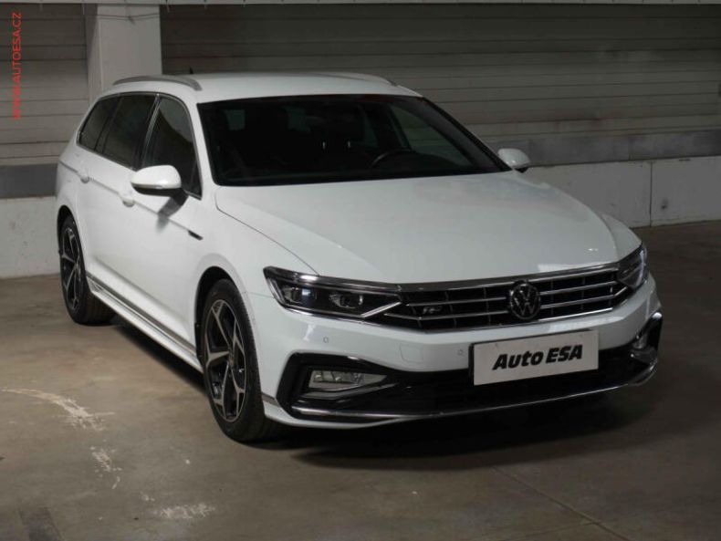 Volkswagen Passat - hlavní fotka inzerátu