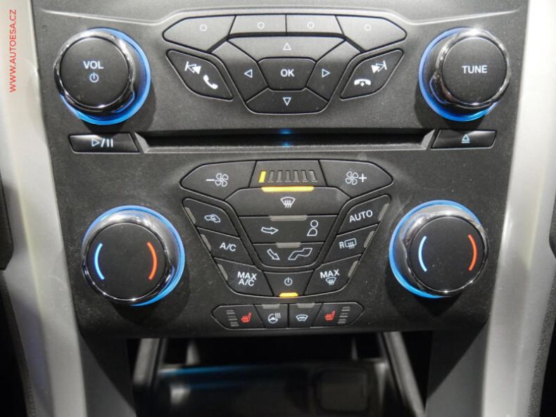 Ford Mondeo - hlavní fotka