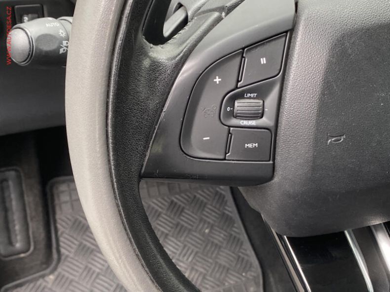 Citroën C4 Cactus - hlavní fotka