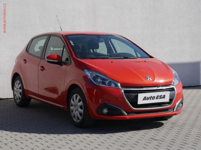Peugeot 208 - hlavní foto