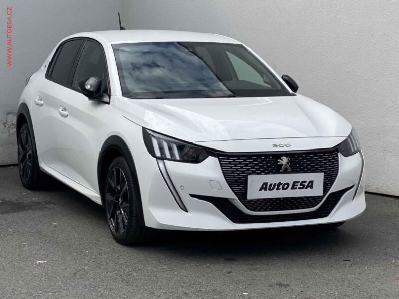 Peugeot 208 - hlavní foto