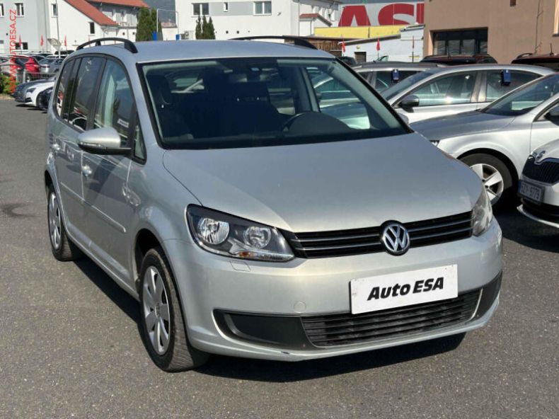 Volkswagen Touran - hlavní fotka