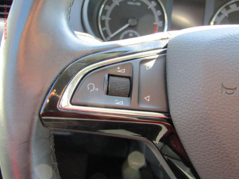 Škoda Octavia - hlavní fotka