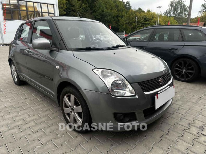 Suzuki Swift - hlavní fotka inzerátu