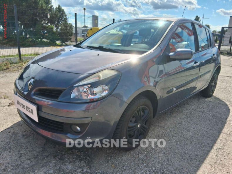 Renault Clio - hlavní foto